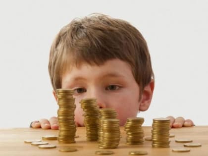 Губкинские прокуроры разъяснили права несовершеннолетних на получение пособий от государства