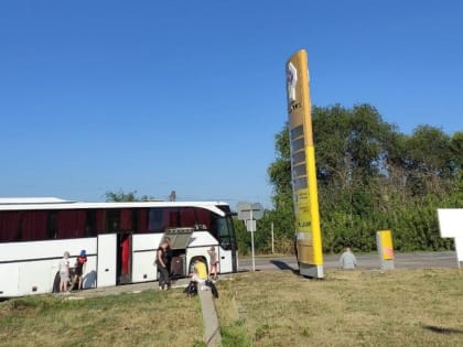 50 белгородцев не могут попасть к морю из-за сломавшегося автобуса