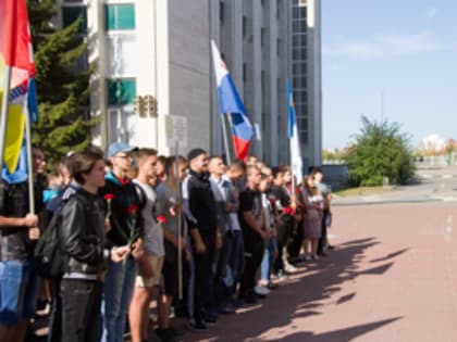 В опорном университете состоялся митинг, посвященный закрытию трудового семестра первокурсников