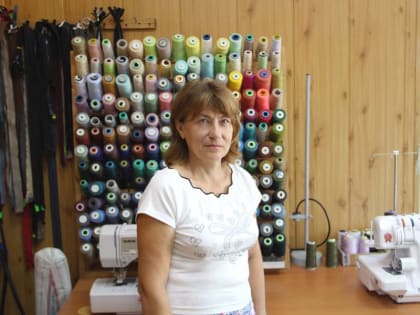 Соцконтракт помог швее из Грайворона обновить швейную мастерскую