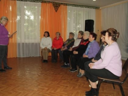 Жители посёлка Троицкий губкинской территории посетили вечер отдыха «Эти песни спеты на войне»