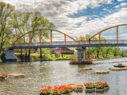 Губернатор Вячеслав Гладков предложил три варианта названия для пешеходного моста в парке Победы