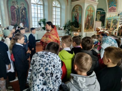 В Покровском храме села Иловка состоялся ученический молебен