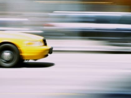 Аналитики предсказали повышение цен на такси в России на 20%