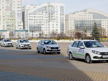 Губкинская ЦРБ получила новые автомобили