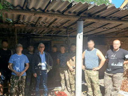 Депутаты облдумы продолжают помогать фронту