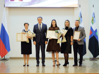 Вячеслав Гладков: Мы стараемся уделять большое внимание образованию и всестороннему развитию наших детей