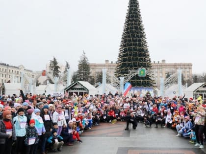 Губернатор Белгородской области поучаствовал в марафоне «Забег обещаний» со своей семьёй