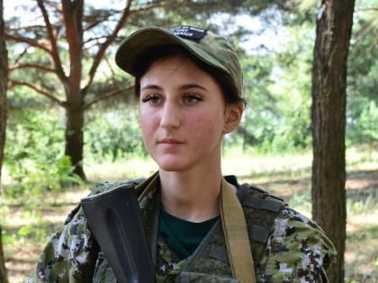 Как курсанты ВПК из Губкина проводят время в лагере на берегу Старооскольского водохранилища