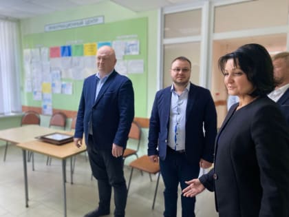 В Ровеньской больнице, где текла крыша после ремонта, поменяли главного врача