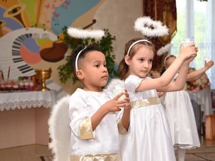 Губернатор Белгородской области и мэр Белгорода проведали ребят из детской областной клинической больницы и областного дома ребёнка