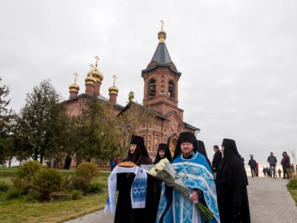 Епископ Савва принял участие в освящении главного храма Богородице-Тихвинского женского монастыря поселка Борисовка
