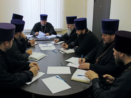 Состоялось собрание благочинных церковных округов Валуйской епархии