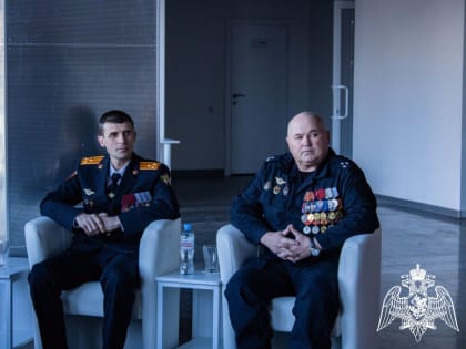 Представители Росгвардии приняли участие во Всероссийской акции «Диалоги с героями» в Белгороде