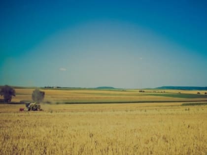 Белгородские аграрии приобрели более 1 тысячи единиц сельхозтехники и оборудования в 2022 году