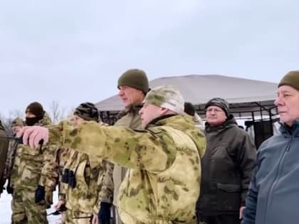 Вячеслав Гладков посмотрел на ход тренировки белгородских бойцов теробороны