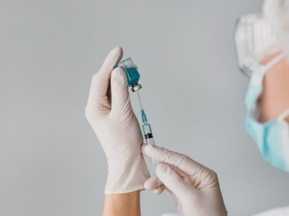 Андрей Иконников сообщил о сроках поставки вакцины от кори и паротита в Белгородскую область