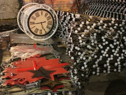 В Белгорблагоустройстве наконец-то показали, как хранят каток с Соборной площади