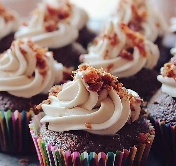 Chocolate cupcakes.