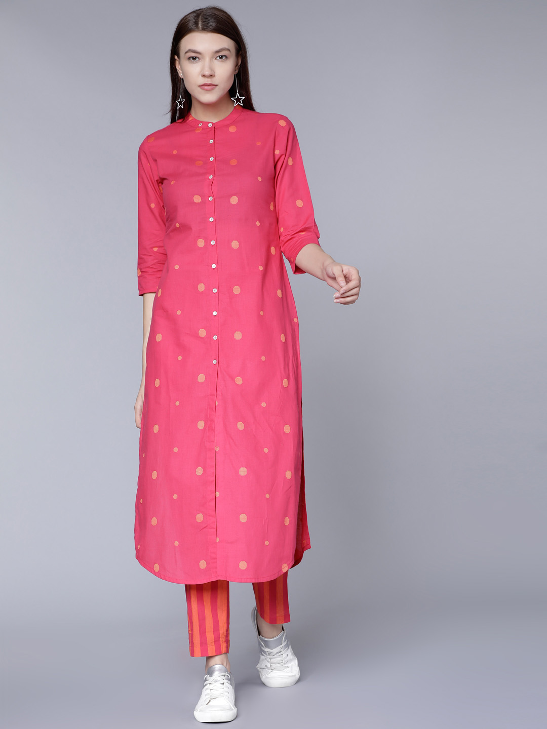 Vishudh Women Pink Yarn Dyed Straight Kurta With Pant Price in India