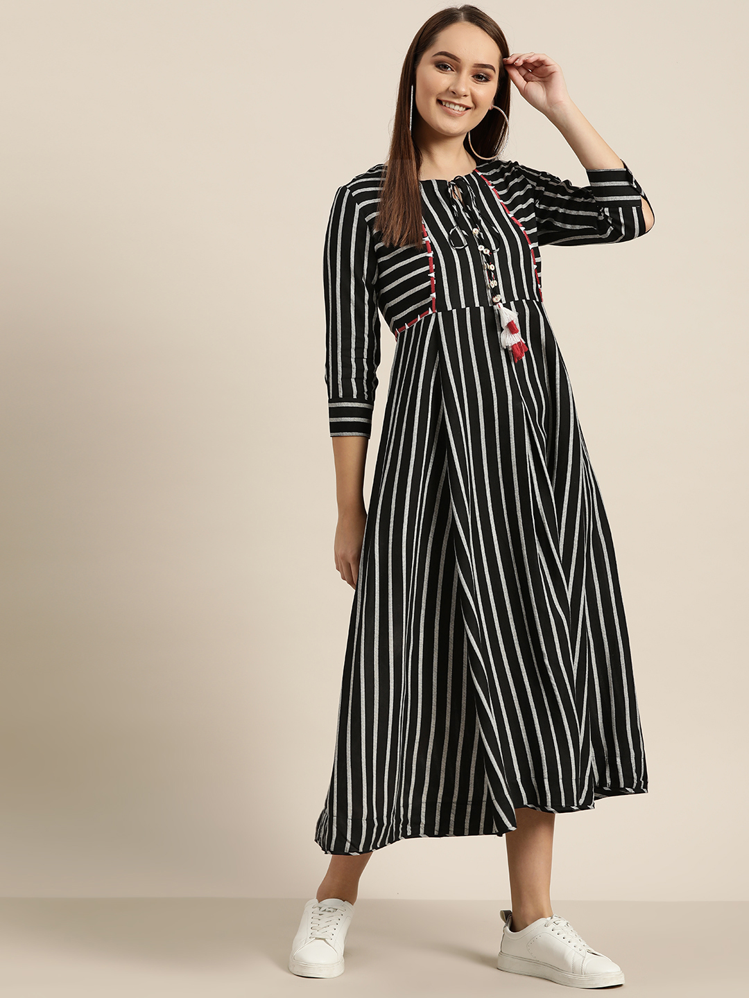 Sangria Women Black \u0026 White Striped 