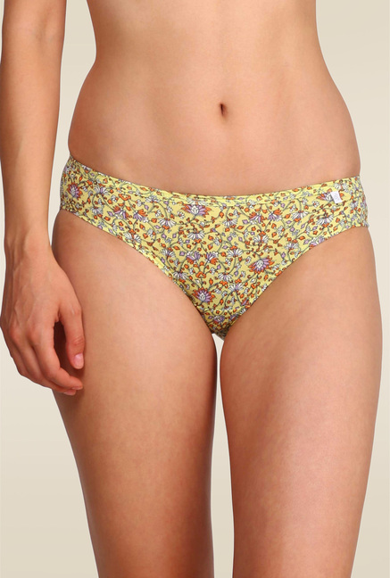 Jockey Light Prints Bikini Panty Pack of 3 - 1410 Price in India