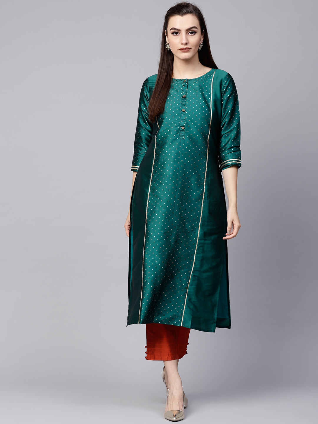 Varanga Women Green & Golden Printed Straight Kurta Price in India