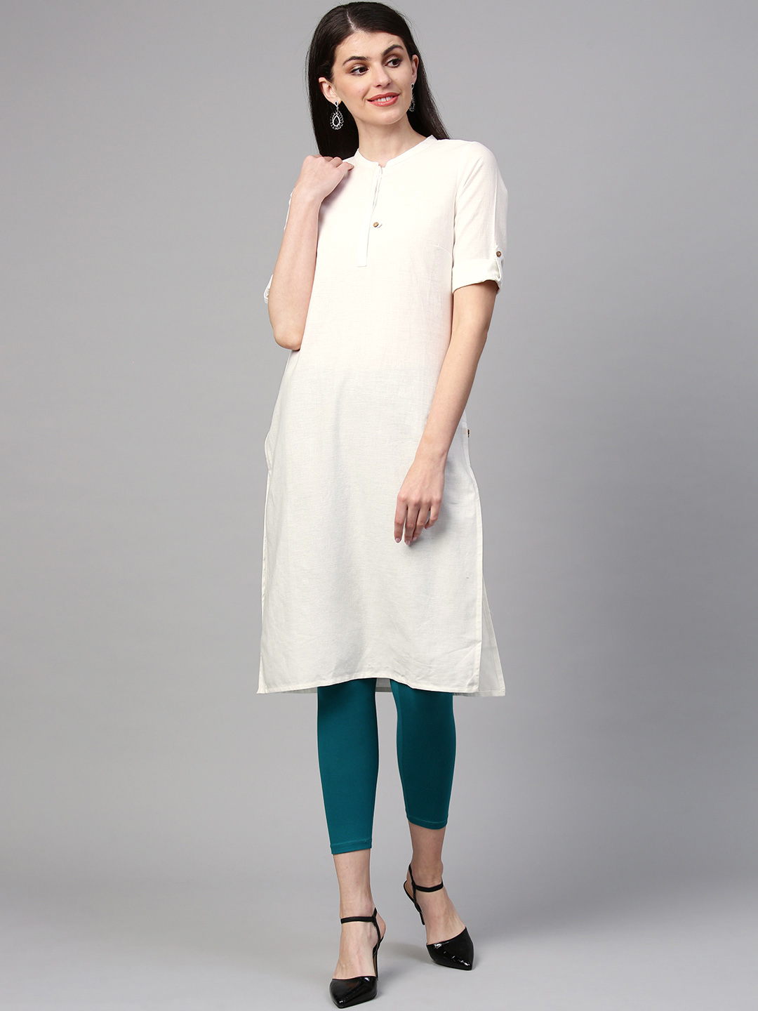 AURELIA Women White Solid Straight Kurta Price in India