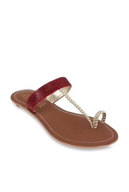 Catwalk Red & Golden Toe Ring Sandals Price in India