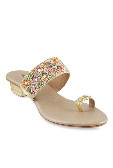 Mochi Pink & Golden Toe Ring Sandals Price in India