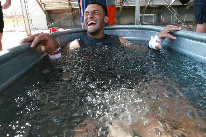 Benefits of Ice Bath Therapy for Muscle Recovery
