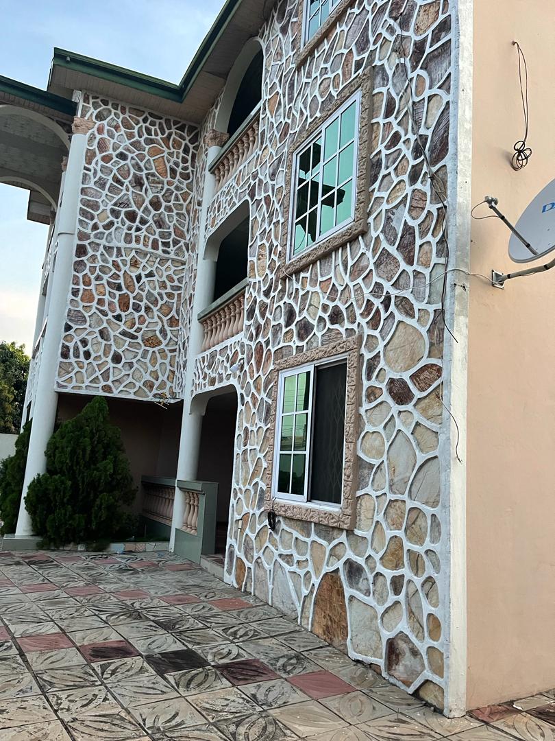 3  bedroom apartments