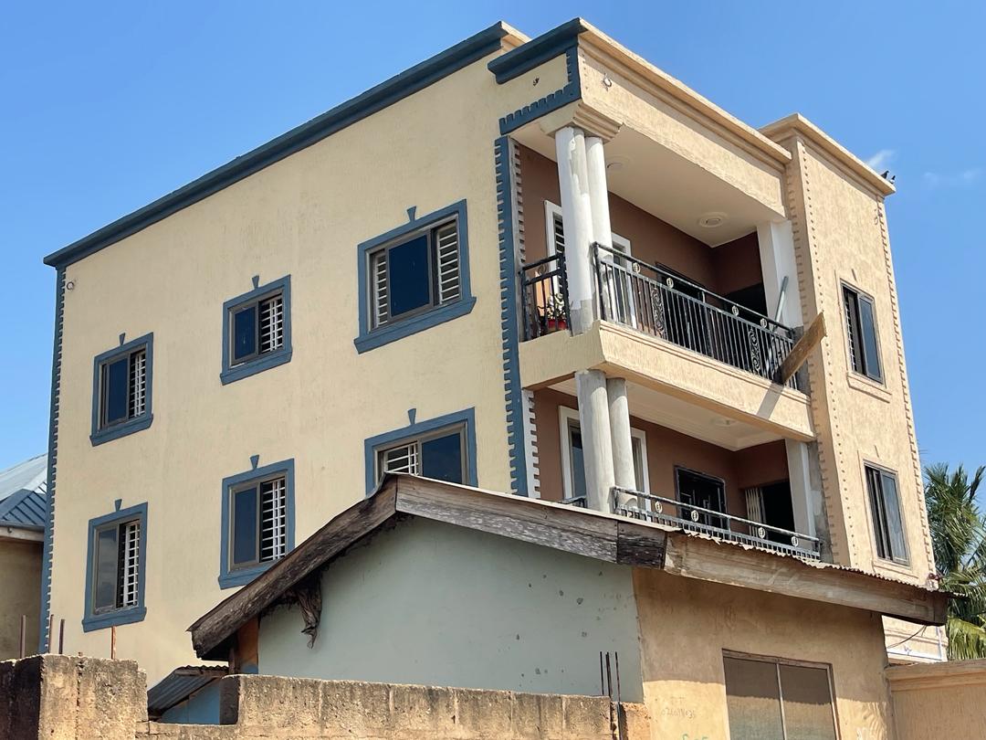 2 bedroom apartments all  en suite