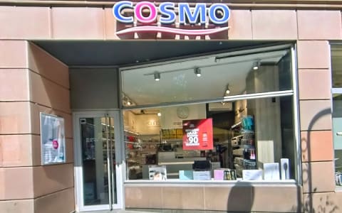 Cosmo Friseurfachhandel – Divers in Köln Belgisches Viertel