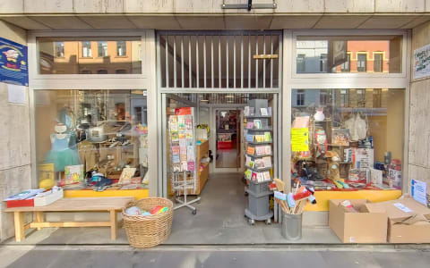 Hampelmann Spielwaren – Spielwaren / Hobby / Geschenke & Dekoration, Merowingerstraße Köln