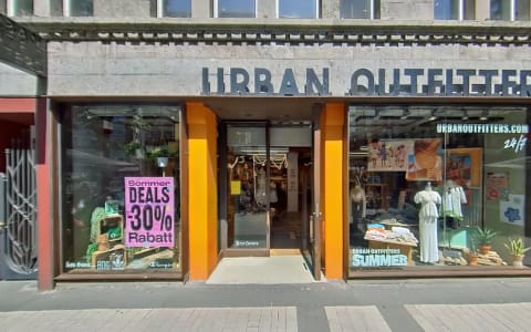 Urban Outfitters – Mode & Accessoires, Breite Straße Köln
