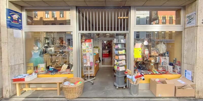Hampelmann Spielwaren - Spielwaren / Hobby / Geschenke & Dekoration in Südstadt Köln