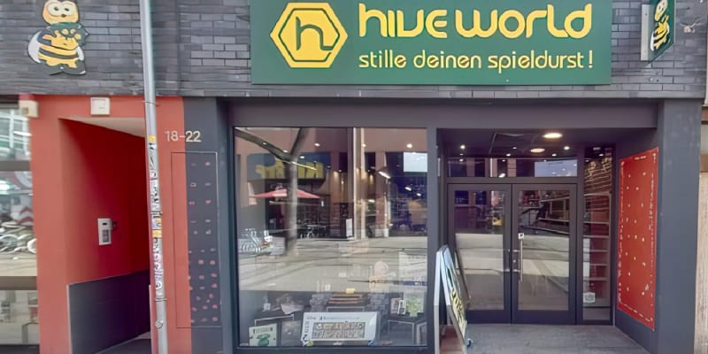 Hiveworld - Christopher Ruddat - Spielwaren / Hobby / Geschenke & Dekoration in Kapitol-Viertel Köln