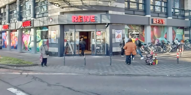 REWE Luxemburger Str. 150 - Lebens- & Genussmittel in Sülz Köln