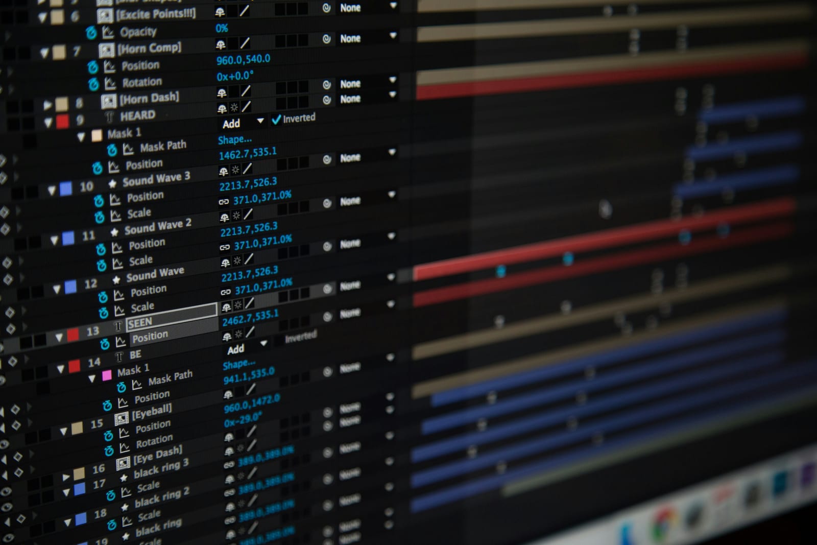 Motion design : timeline d'animation dans After Effects, calques et images clés