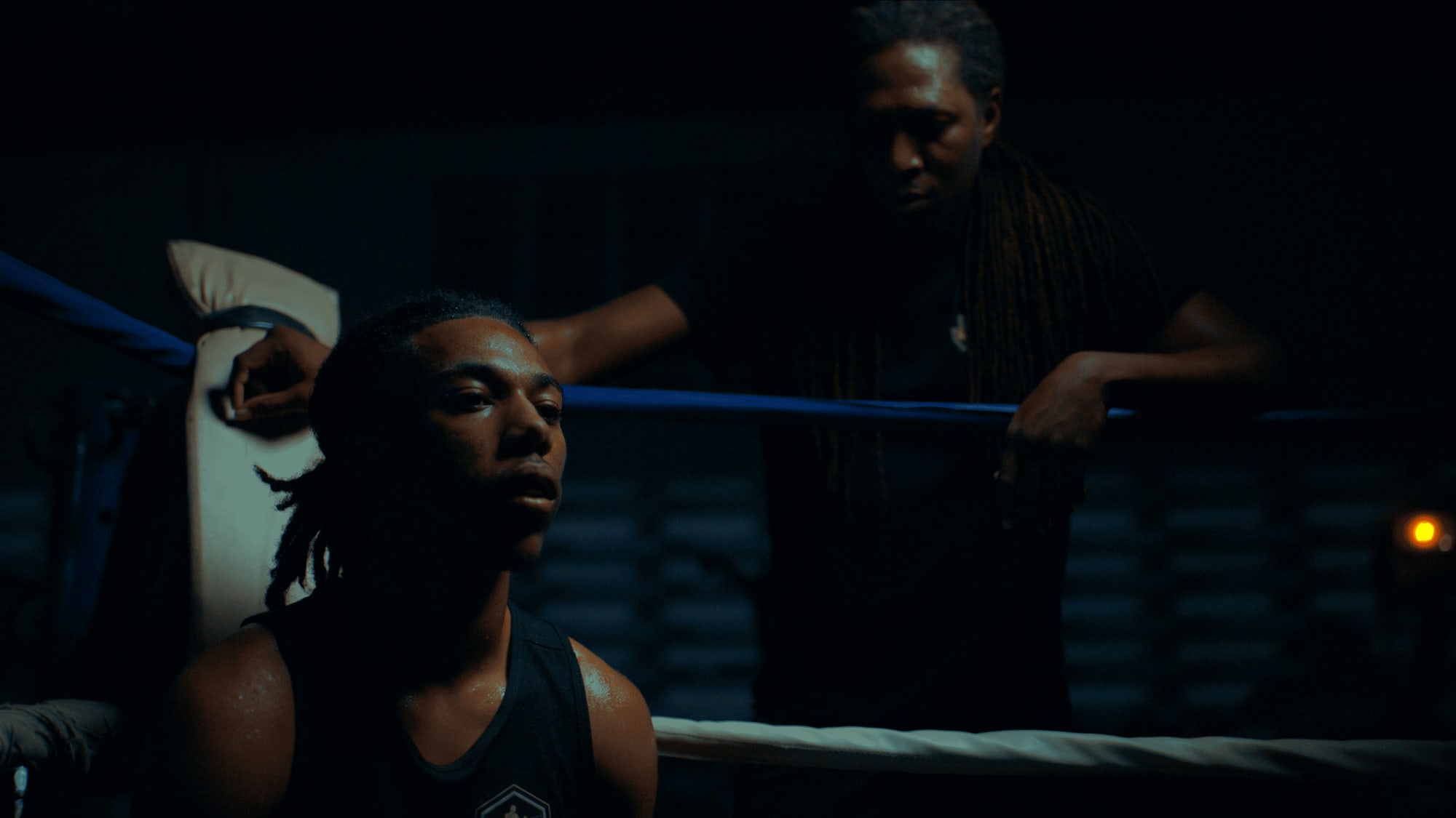 Coin du ring pendant le gala de boxe Les Gants de l'Île