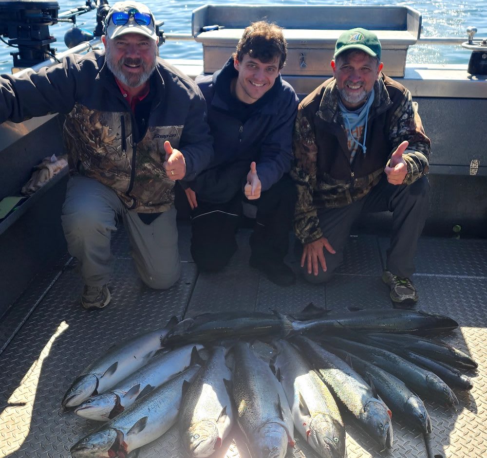 Hot fishing report from Ucluelet BC – Salmon fishing is on fire!