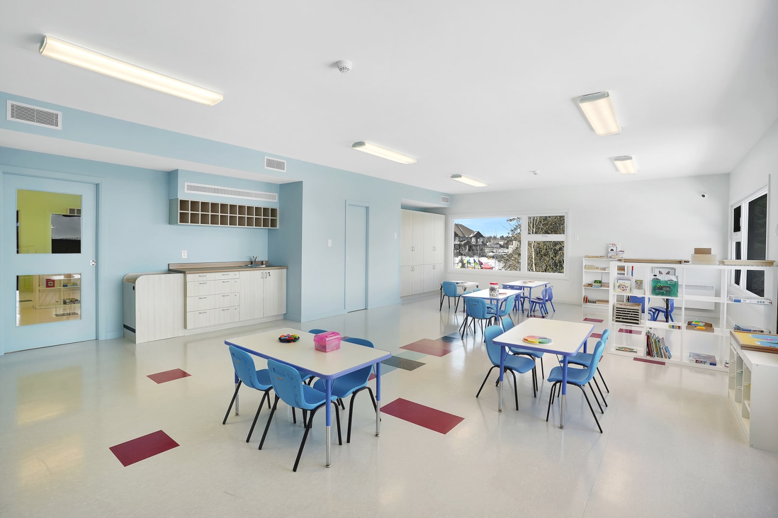Blue classroom — Garderie Ami Câlin