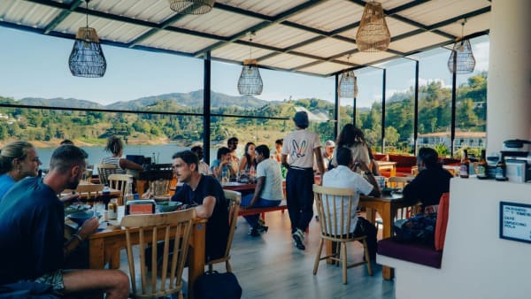 Restobar by Viajero Guatapé