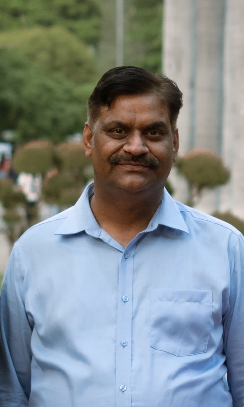 Dr. Dwijendra Pratap