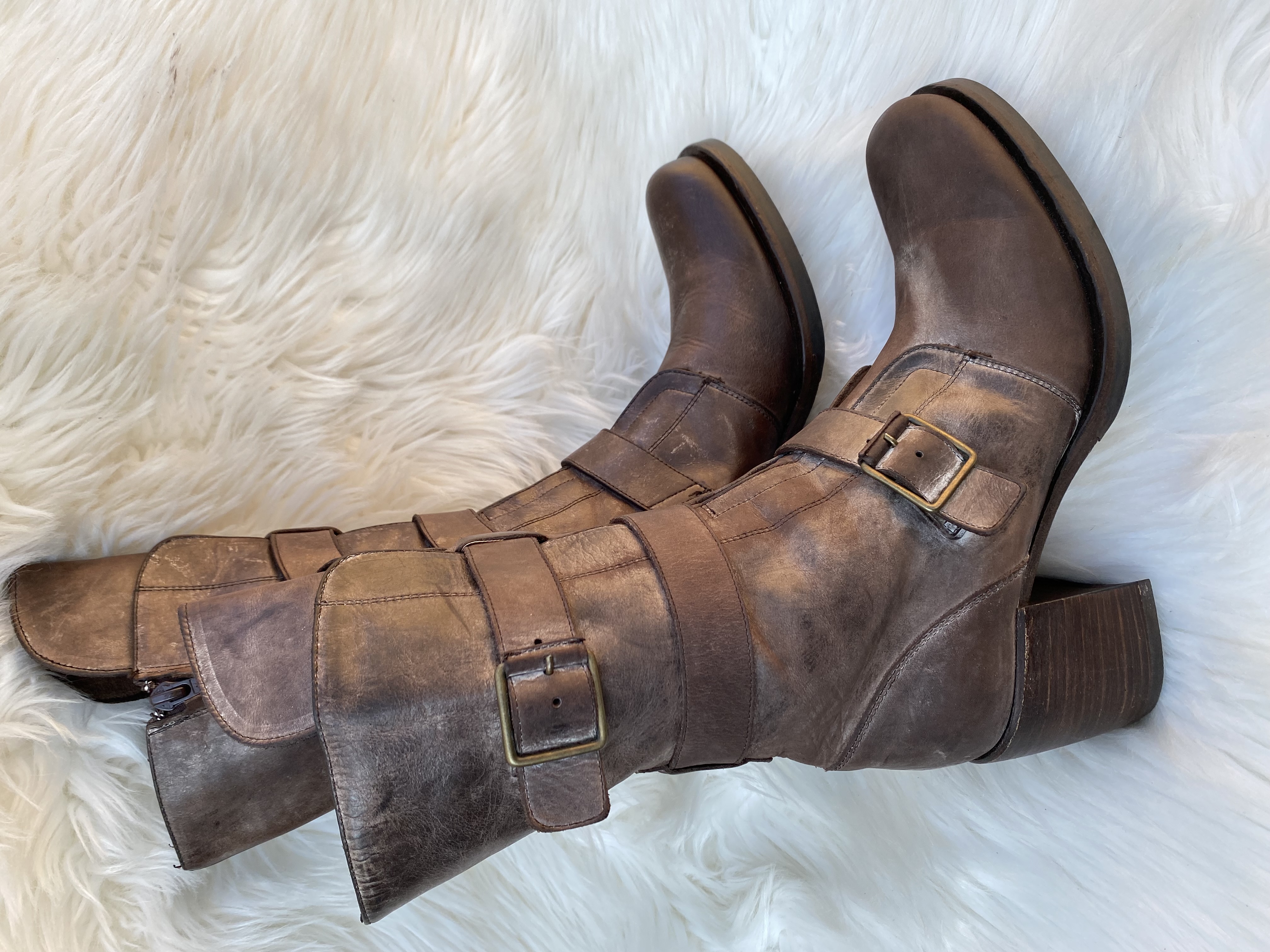 VIC MATIE Leather boots