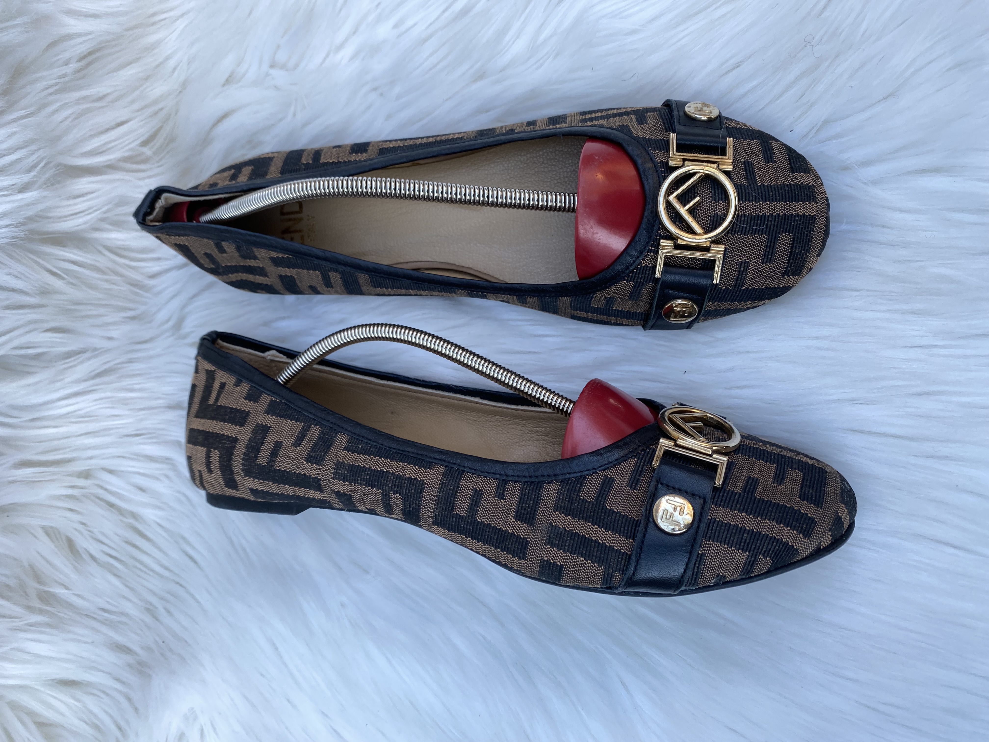 Fendi Flats