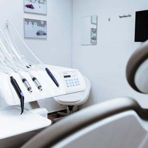 Dentist Erdem Alperen OFLİ interior