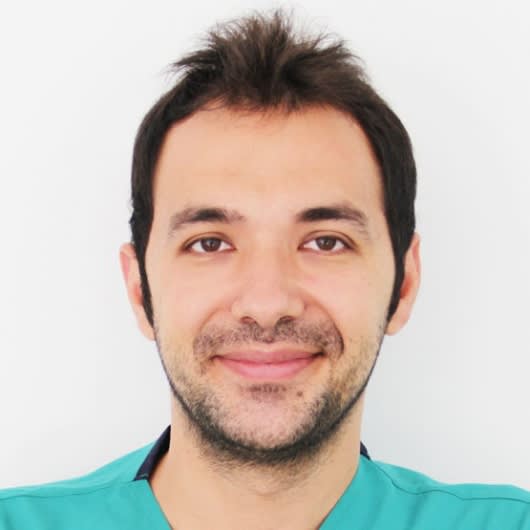 Dr. Dt. Bayram Fatih Efeoğlu / Ağız Diş ve Çene Cerrahı / implant izmir / zirkonyum izmir / 20'lik diş çekimi izmir interior