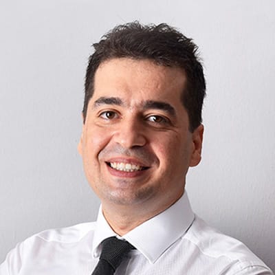 Prof. Dr. Yiğit Ö. Tiftikcioğlu | Meme Estetiği | Rinoplasti | Estetik Cerrahi, İzmir interior